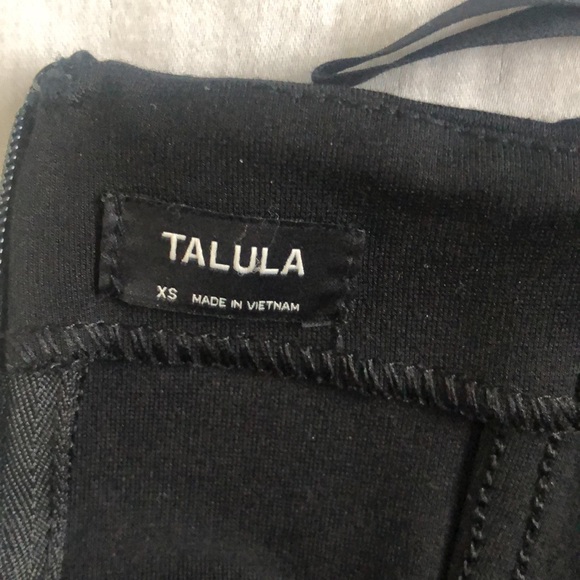 Little black dress - Picture 3 of 3